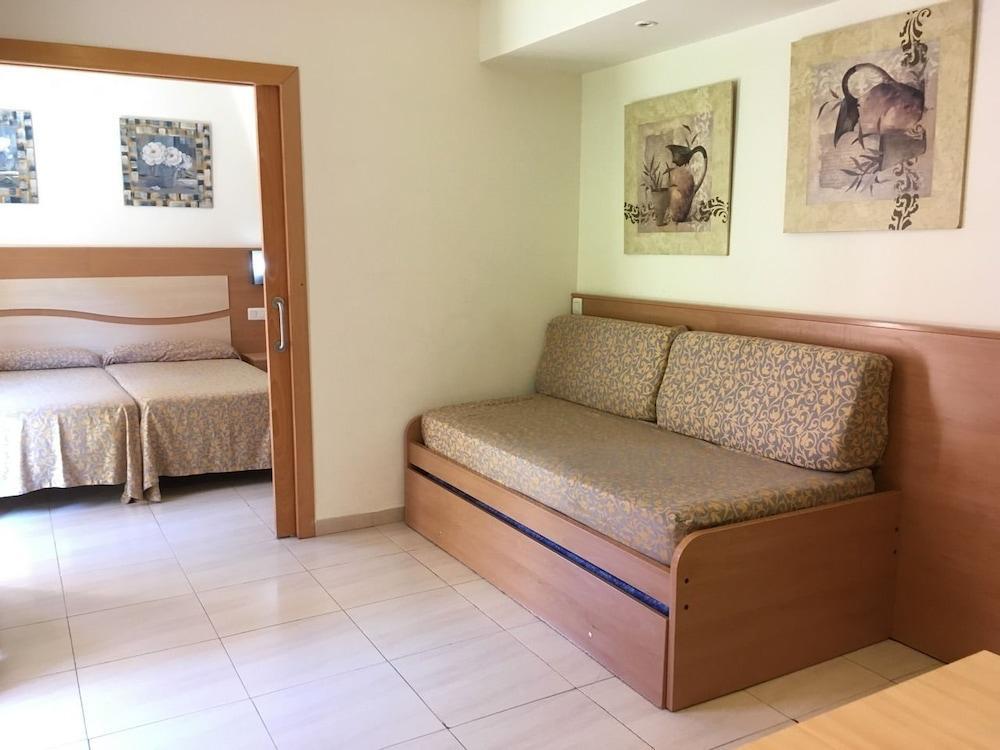 Selvapark Apartment Лорет де Мар Екстериор снимка